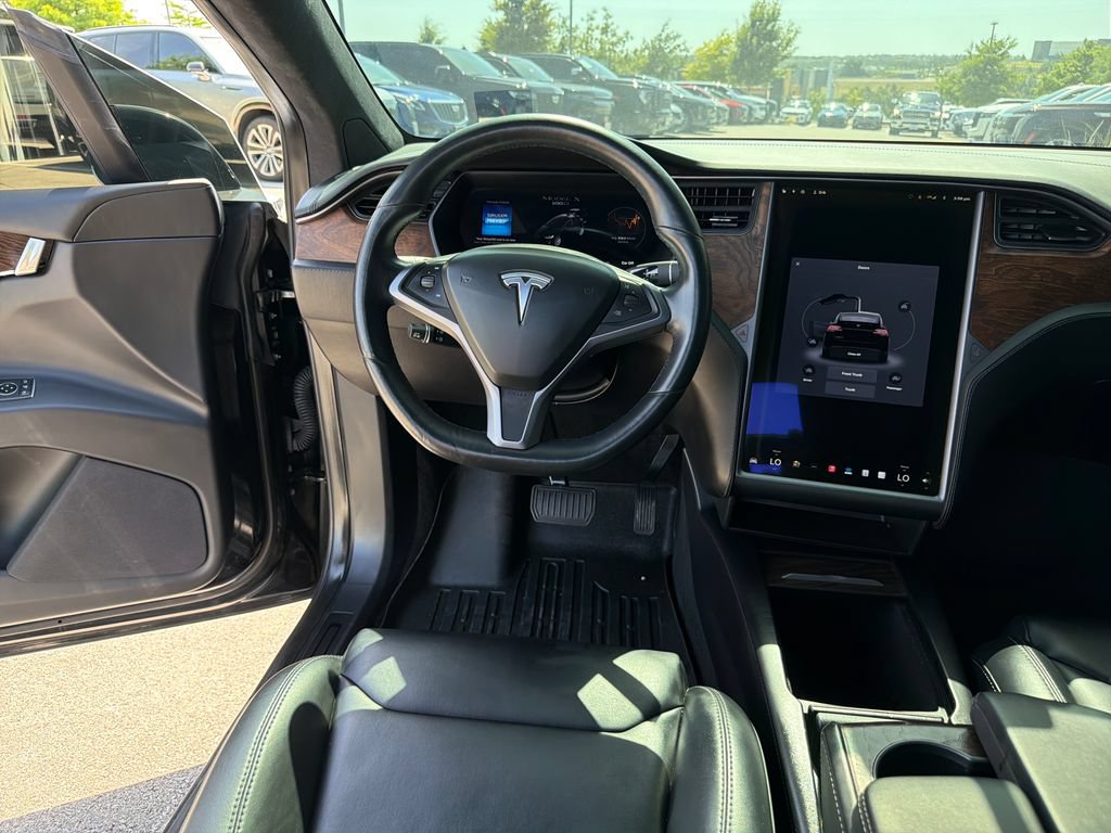 Used 2018 Tesla Model X 100D AWD/4WD image 31