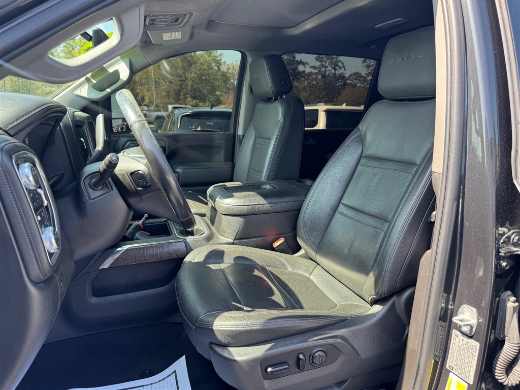 Used 2021 GMC Sierra 2500 Denali w/ Denali Ultimate Package image 19