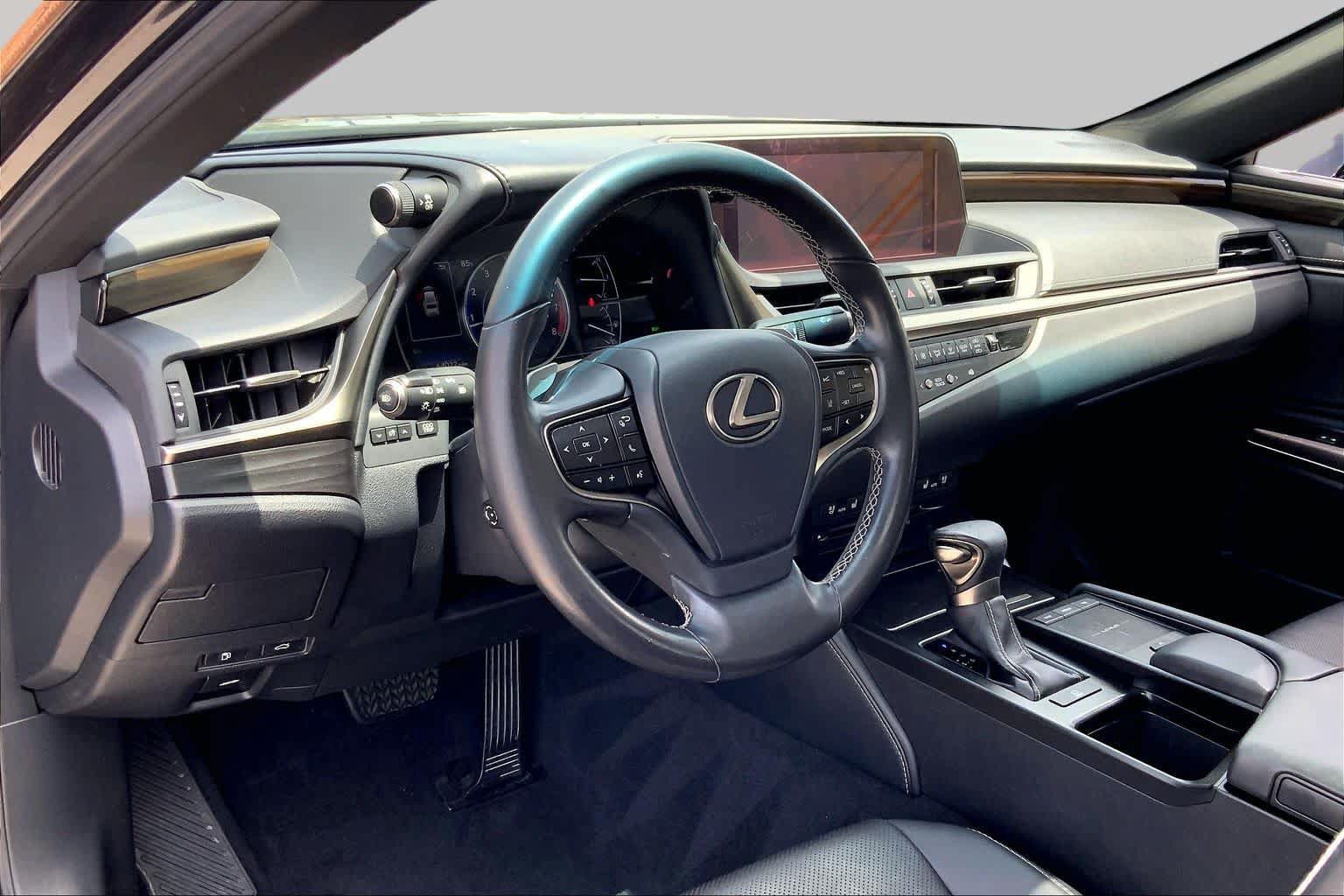 Used 2019 Lexus ES 350 w/ Premium Package FWD image 18