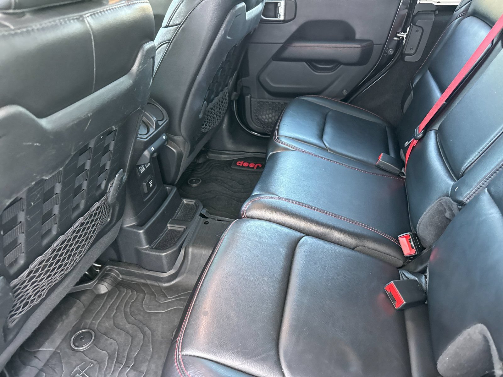 Used 2020 Jeep Wrangler Unlimited Rubicon w/ Quick Order Package 28Y Recon AWD/4WD image 14