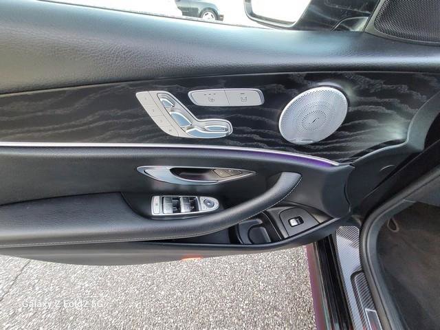 Used 2018 Mercedes-Benz E 300 4MATIC image 19