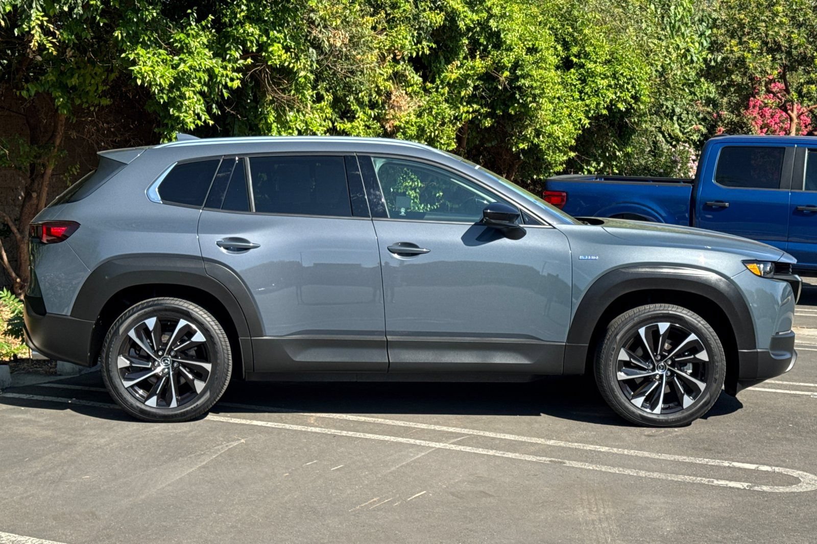 Certified 2025 MAZDA CX-50 2.5 Hybrid w/ Cargo Package AWD/4WD image 3