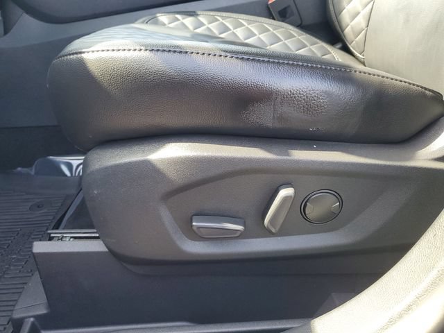 Used 2023 Ford Edge Titanium AWD/4WD image 9