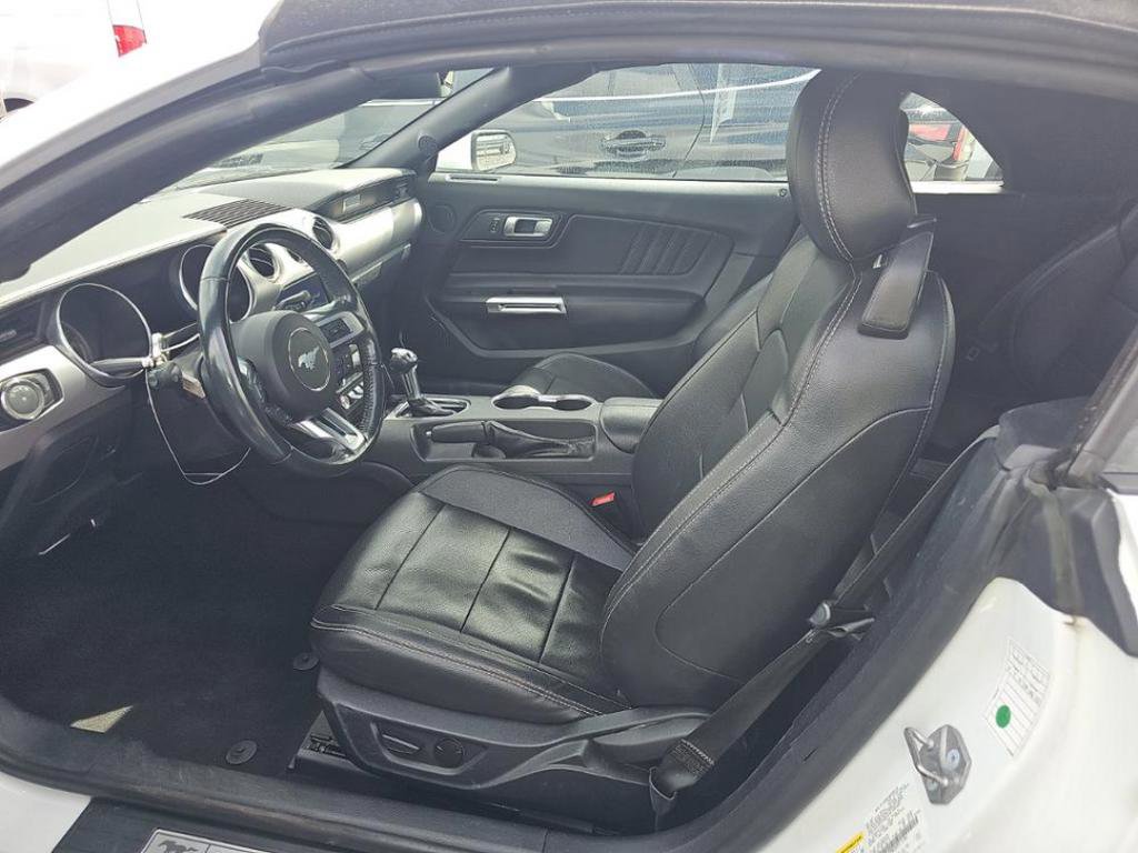 Used 2023 Ford Mustang Premium RWD image 4