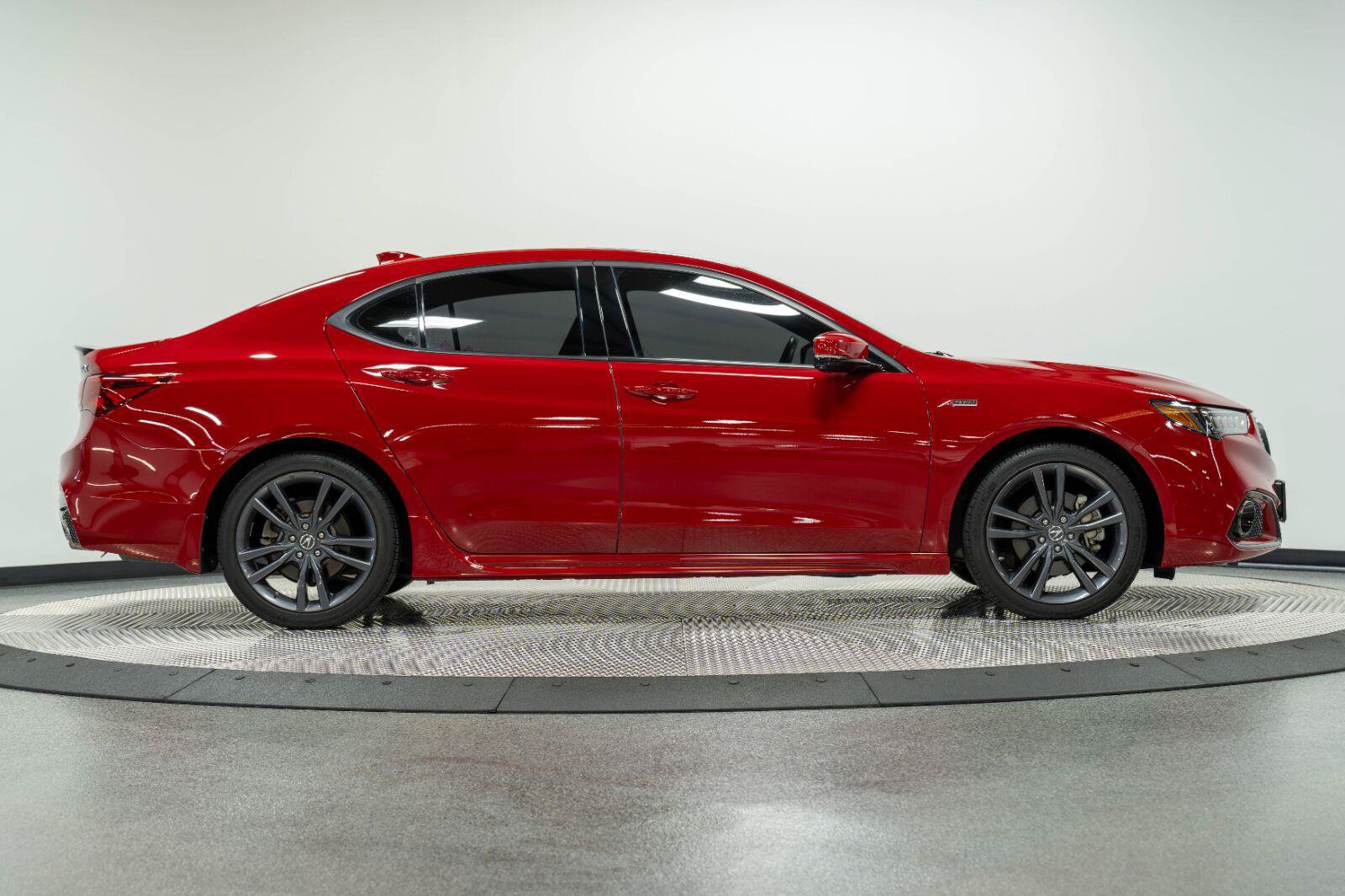 Used 2018 Acura TLX V6 w/ Technology & A-SPEC Pkg AWD/4WD image 21