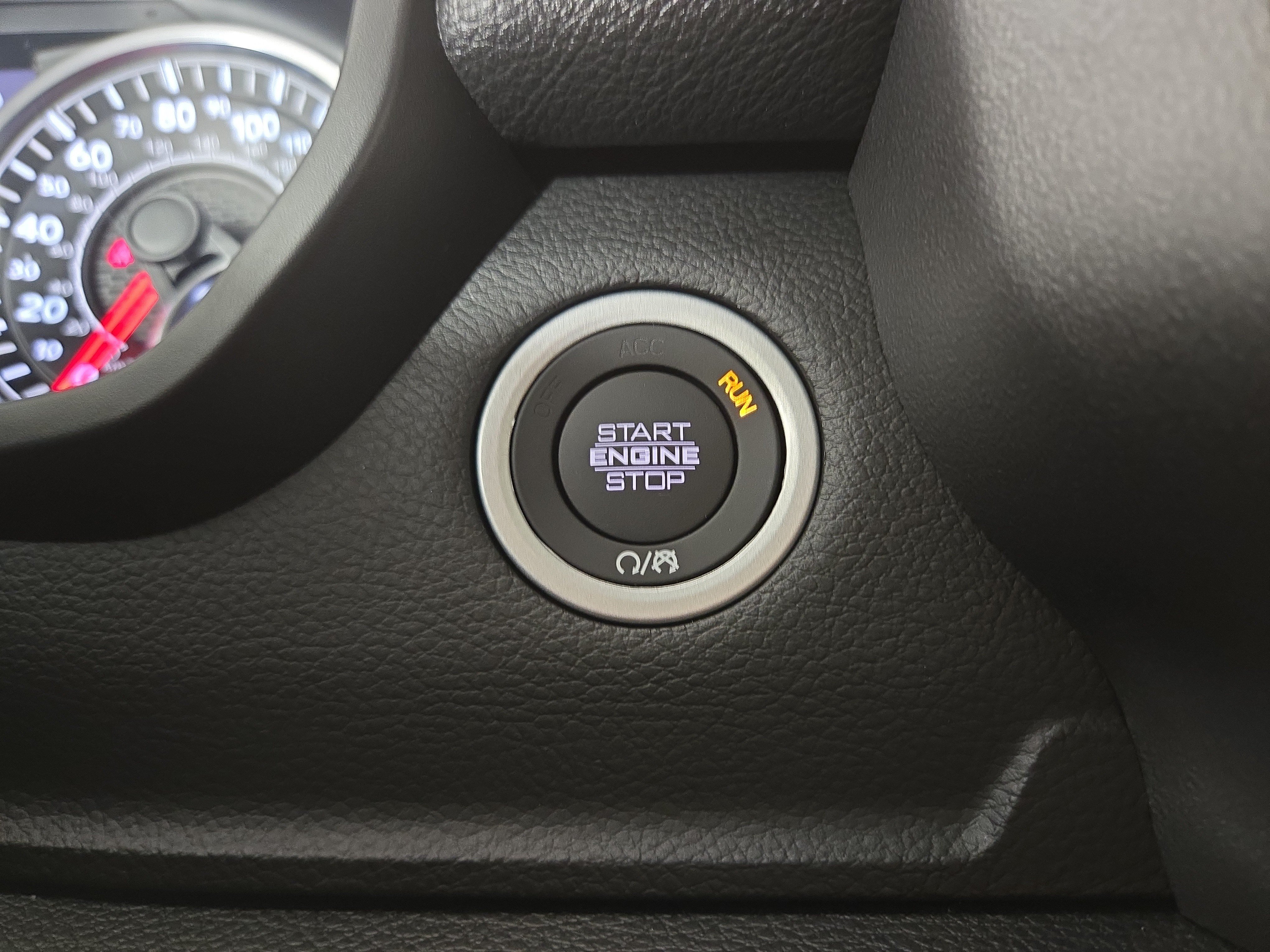Used 2023 RAM 1500 Laramie AWD/4WD image 27