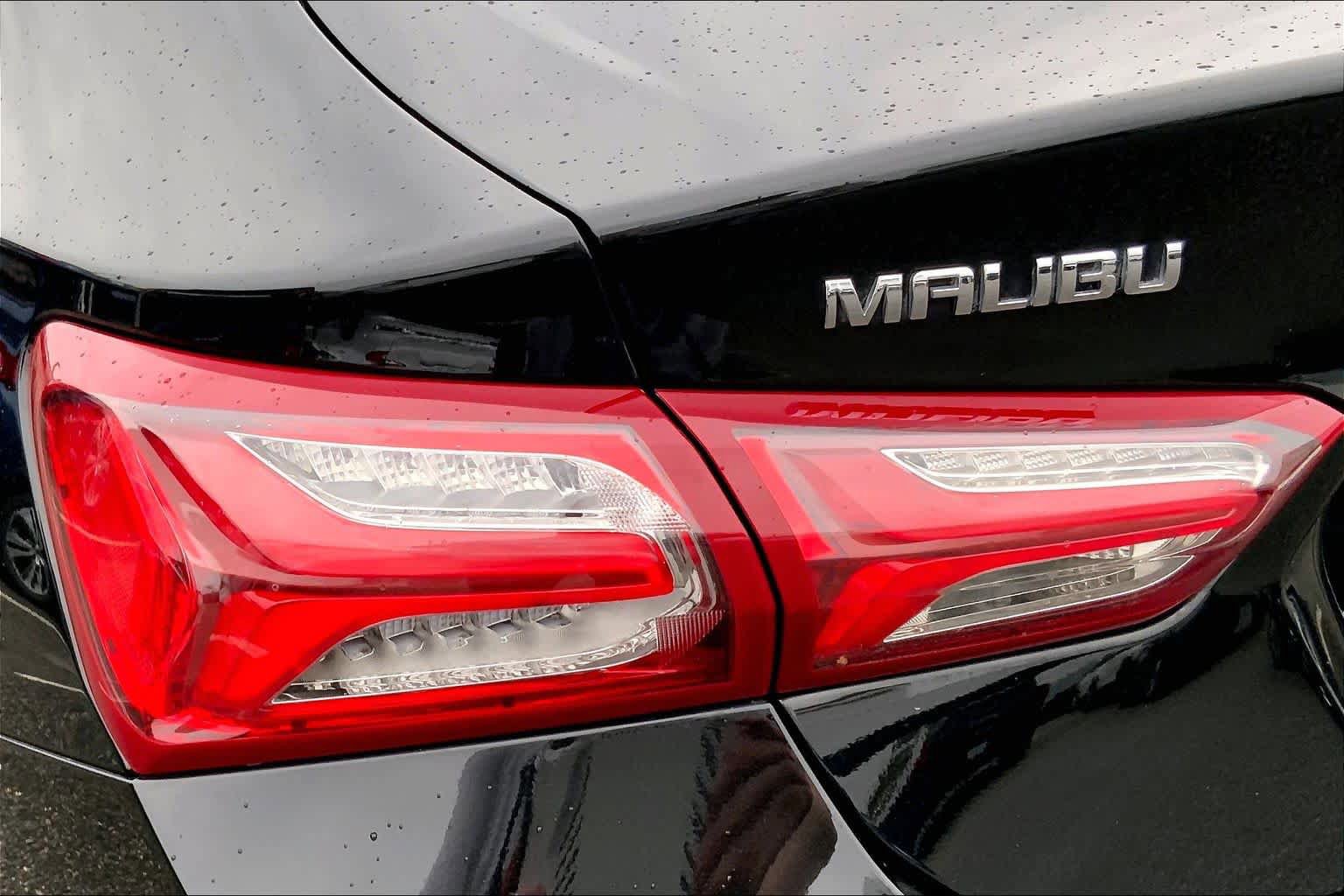 Used 2022 Chevrolet Malibu LT FWD image 28