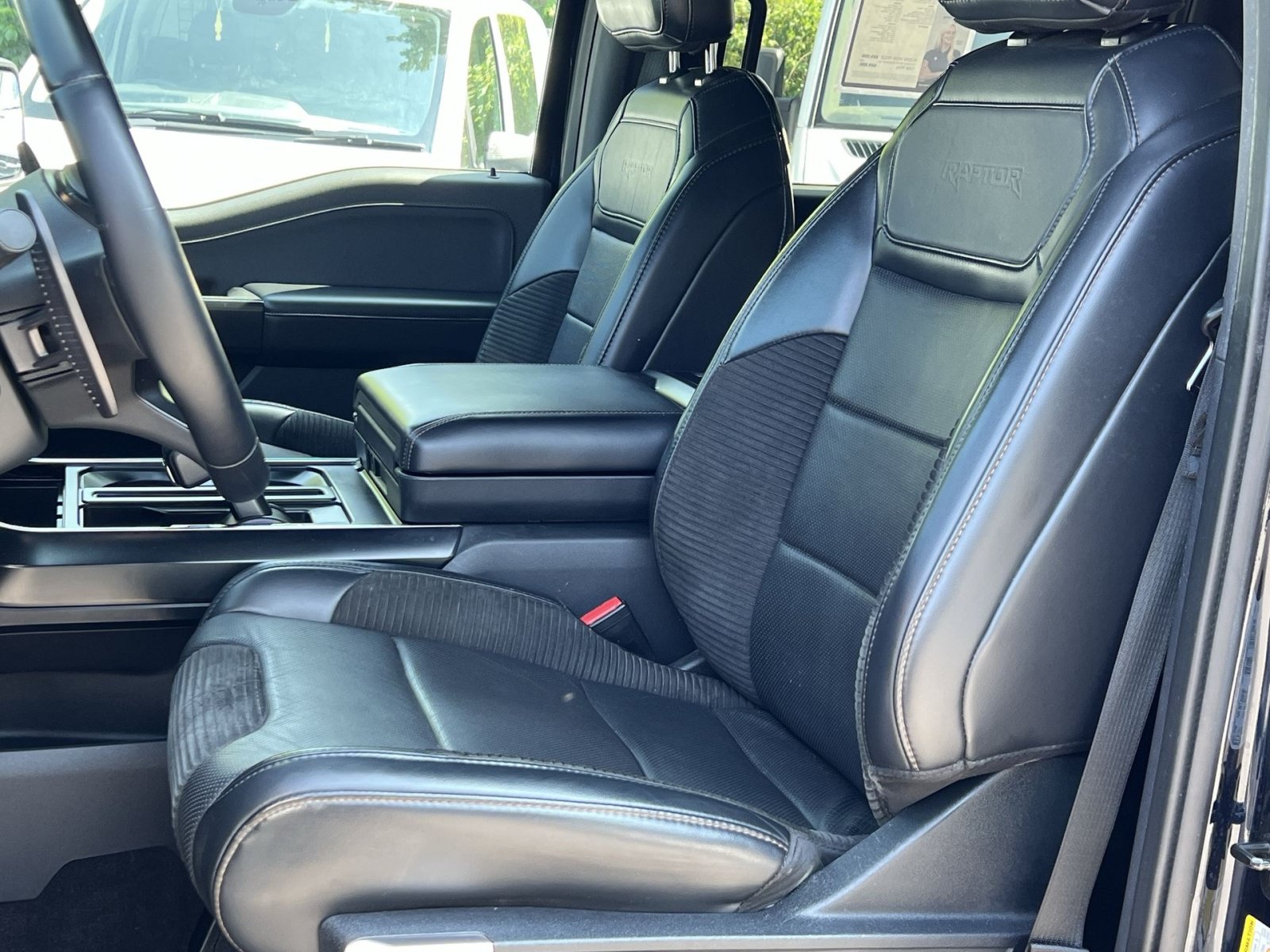 Used 2023 Ford F150 Raptor w/ Raptor 37 Performance Package AWD/4WD image 17