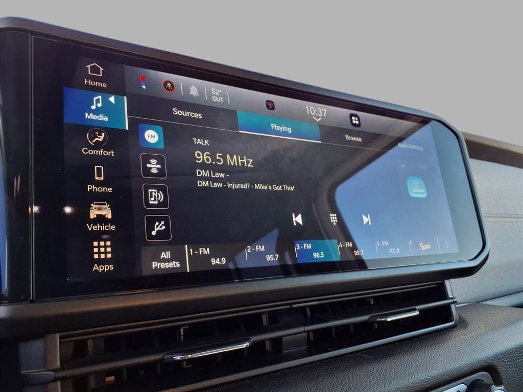 Used 2025 Jeep Wrangler Sport S image 5