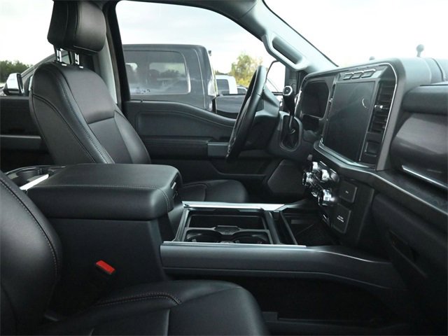 Used 2024 Ford F250 Lariat w/ Black Appearance Package image 6