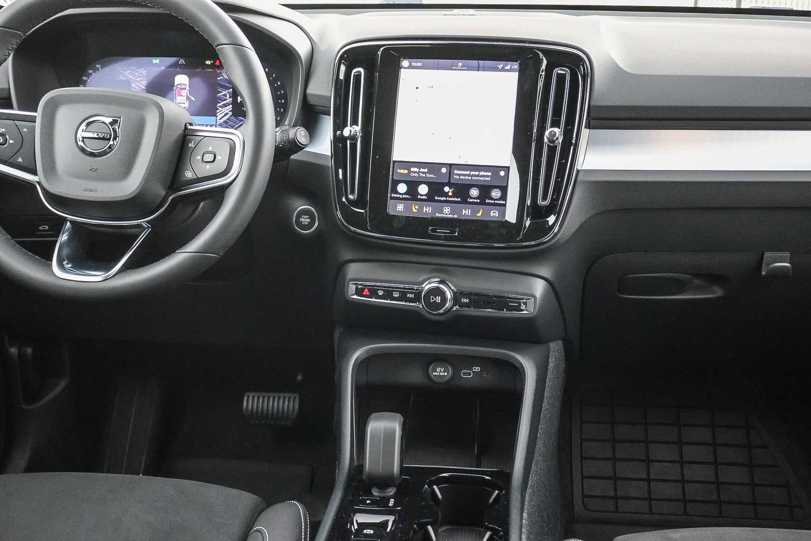 New 2026 Volvo XC40 B5 Ultra w/ Climate Package image 22