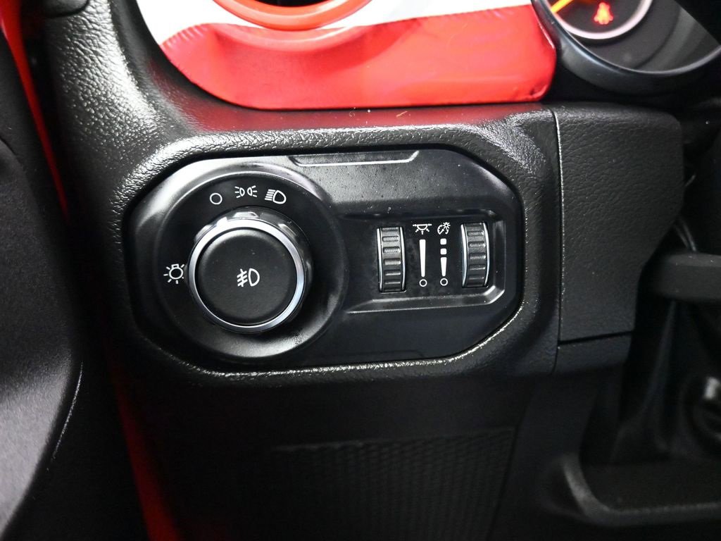 Used 2022 Jeep Wrangler Sport image 24