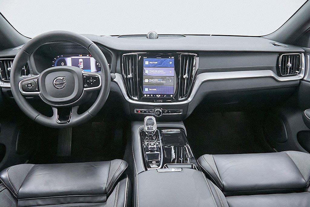 Certified 2023 Volvo S60 T8 Polestar w/ Protection Package image 31