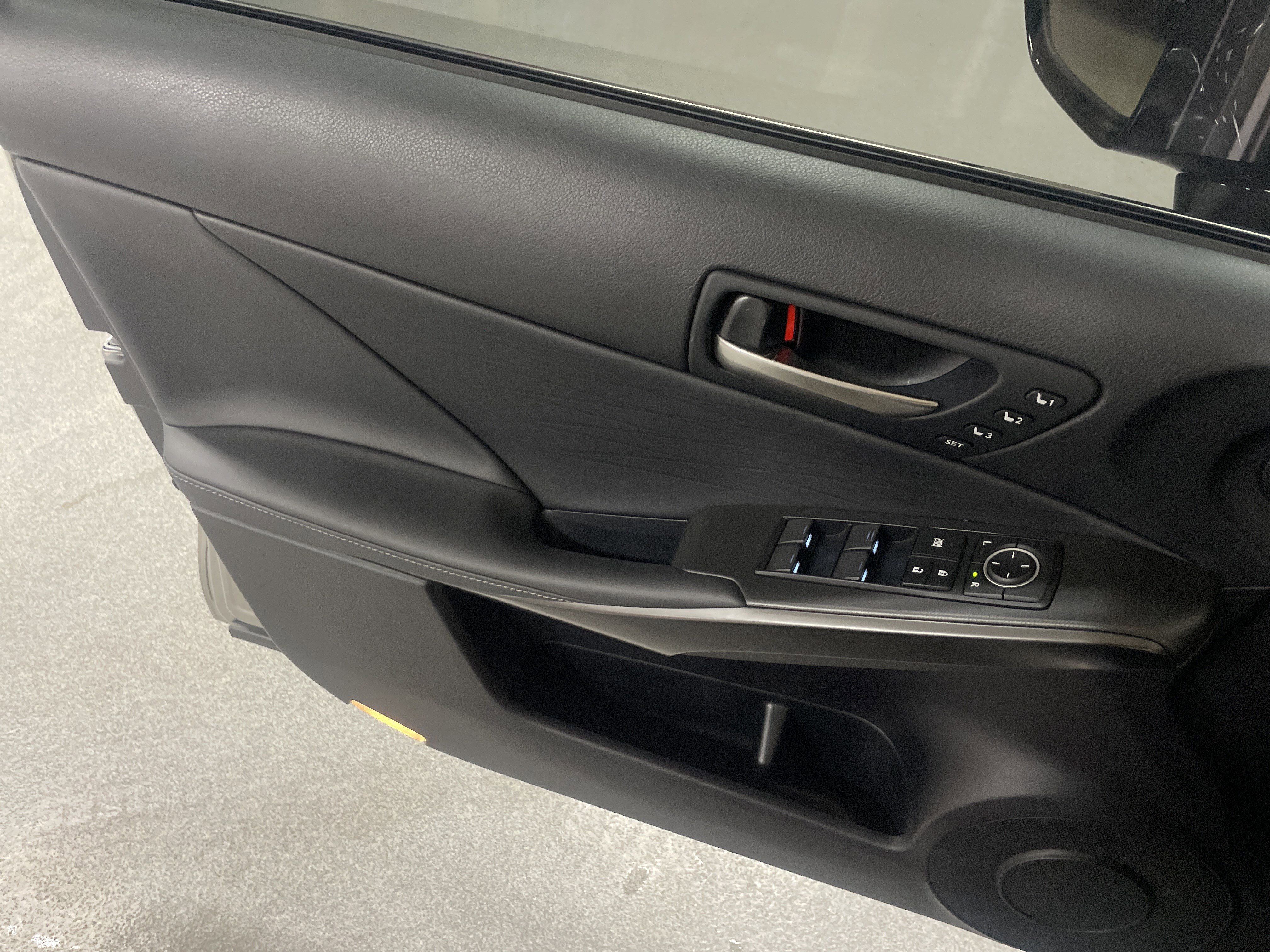 Used 2023 Lexus IS 350 F Sport w/ Navigation Package image 14