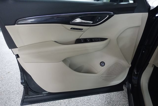 Used 2023 Buick Envision Essence AWD/4WD image 8