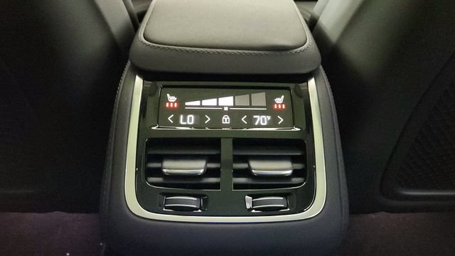 New 2026 Volvo XC90 T8 Ultra w/ Lounge Package AWD/4WD image 33
