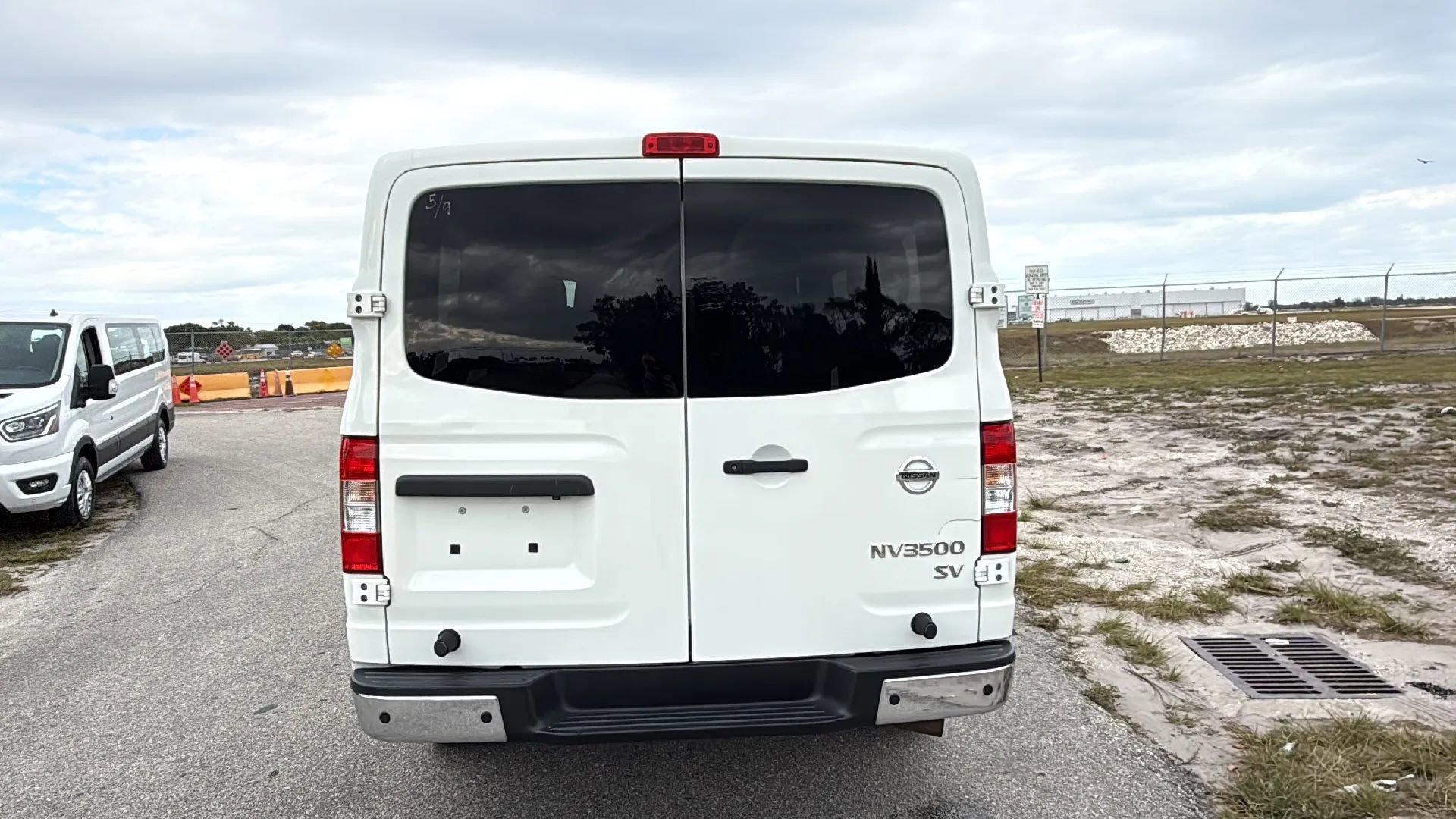 Used 2020 Nissan NV 3500 SV w/ Navigation Package image 4
