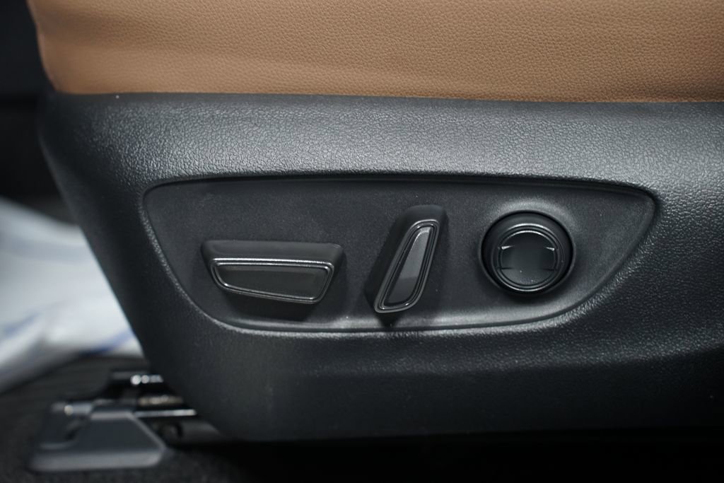 New 2026 Toyota Grand Highlander AWD Hybrid image 36