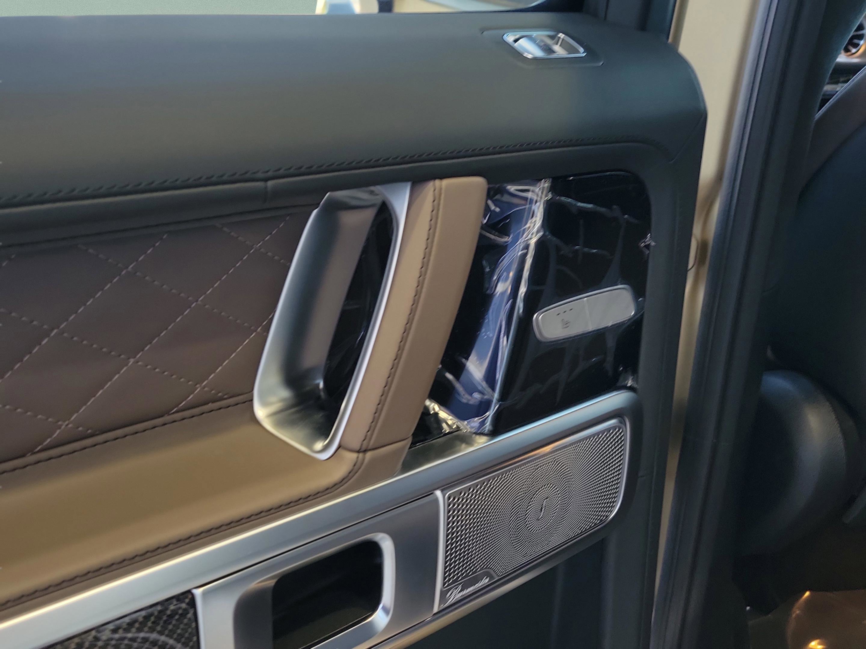 New 2026 Mercedes-Benz G 63 AMG 4MATIC image 9