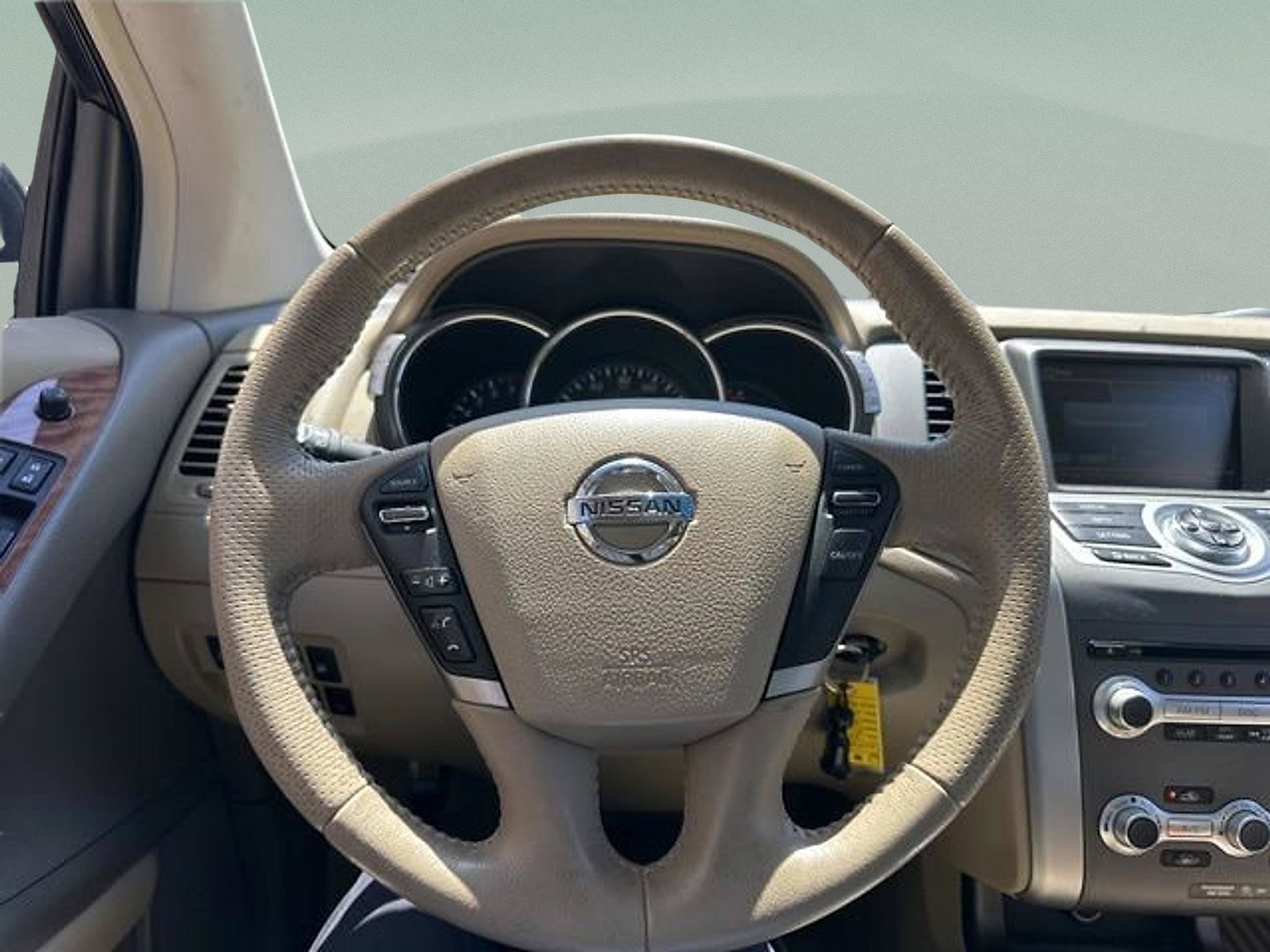 Used 2014 Nissan Murano LE AWD/4WD image 30