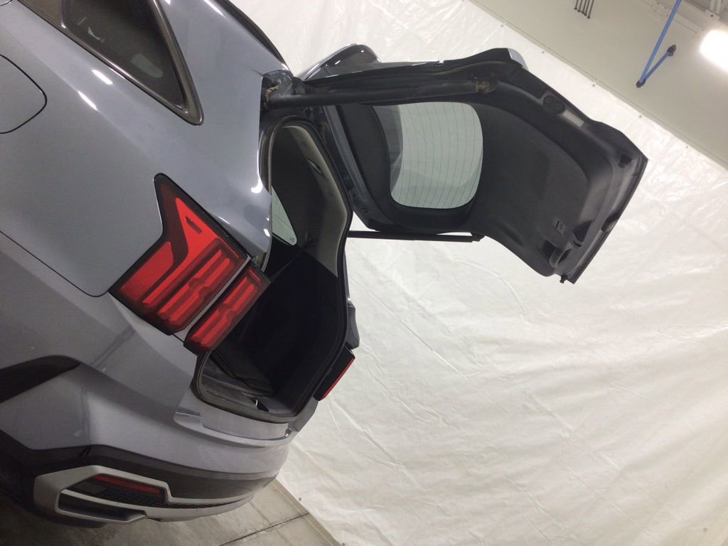 Used 2022 Kia Sorento SX image 11