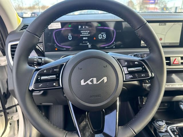 New 2026 Kia Seltos S image 26