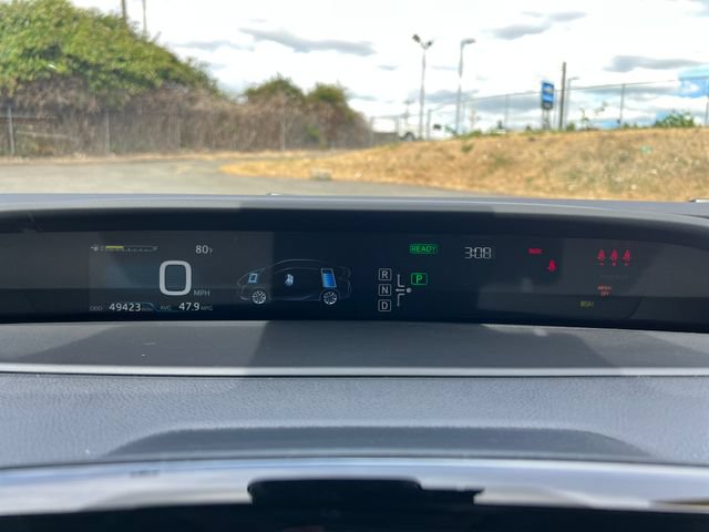 Used 2017 Toyota Prius Four w/ Premium Convenience Package FWD image 20