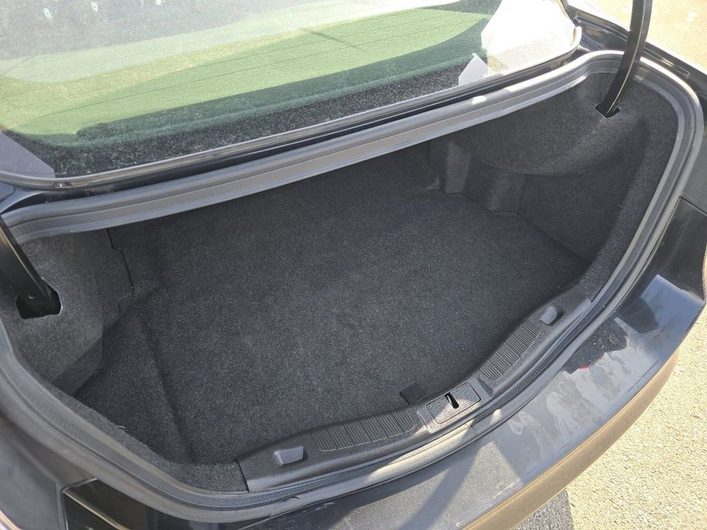 Used 2015 Ford Fusion SE image 14