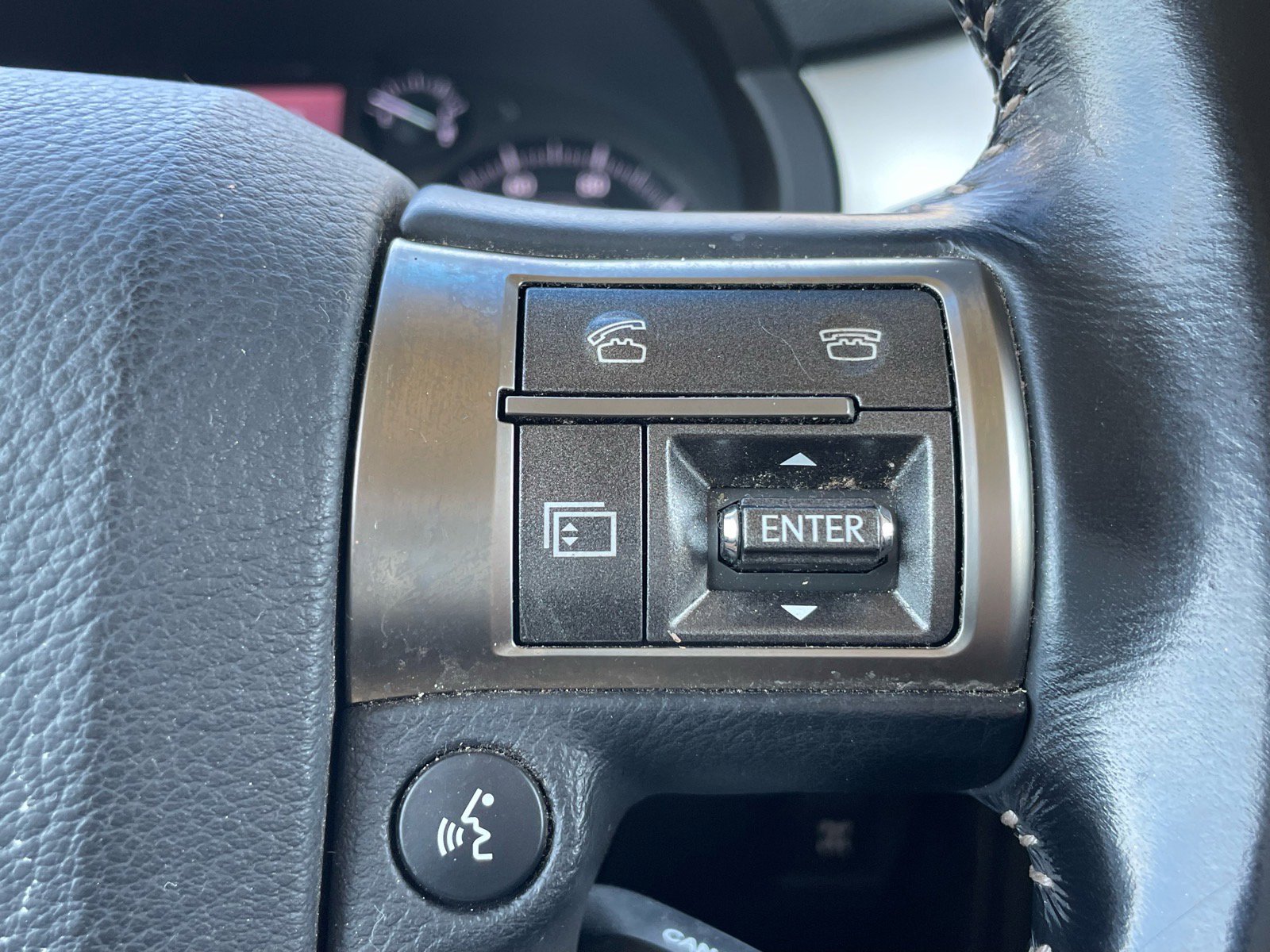 Used 2018 Lexus GX 460 Premium w/ Premium Package AWD/4WD image 8