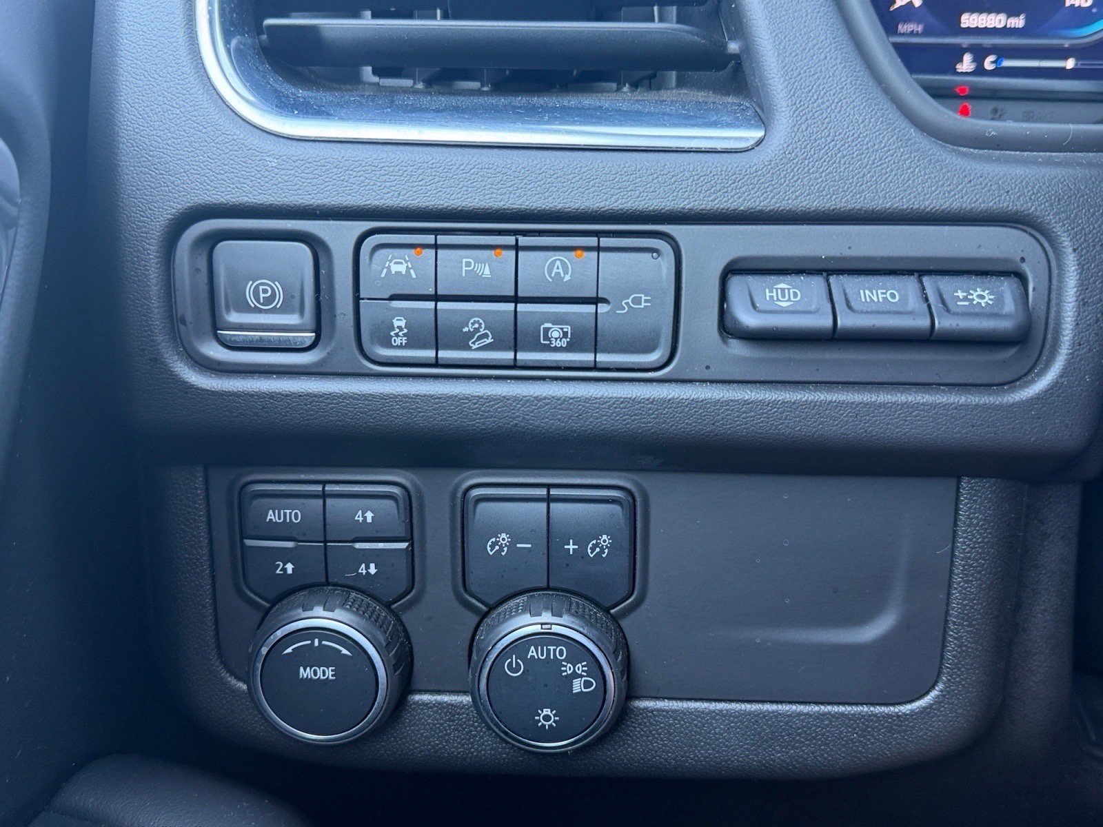 Used 2022 Chevrolet Tahoe High Country AWD/4WD image 27