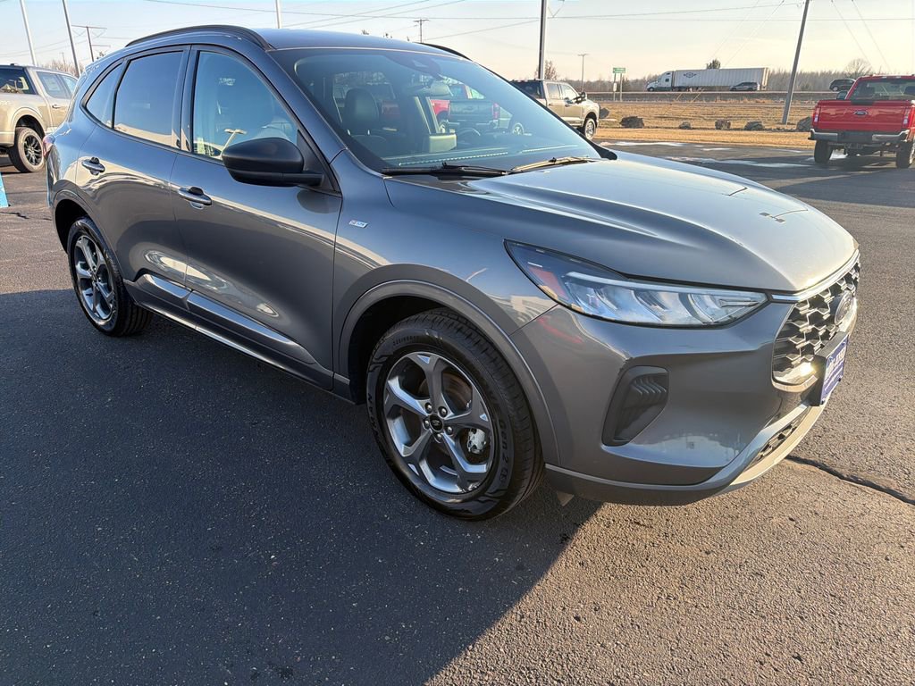 Used 2024 Ford Escape ST-Line AWD/4WD image 7