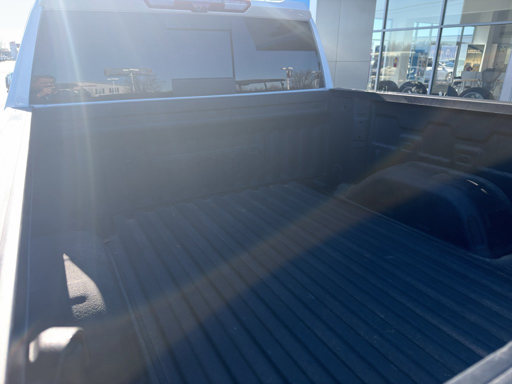 Used 2024 GMC Sierra 1500 Denali image 6