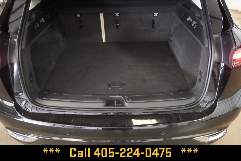 Used 2023 Buick Envision Avenir AWD/4WD image 23