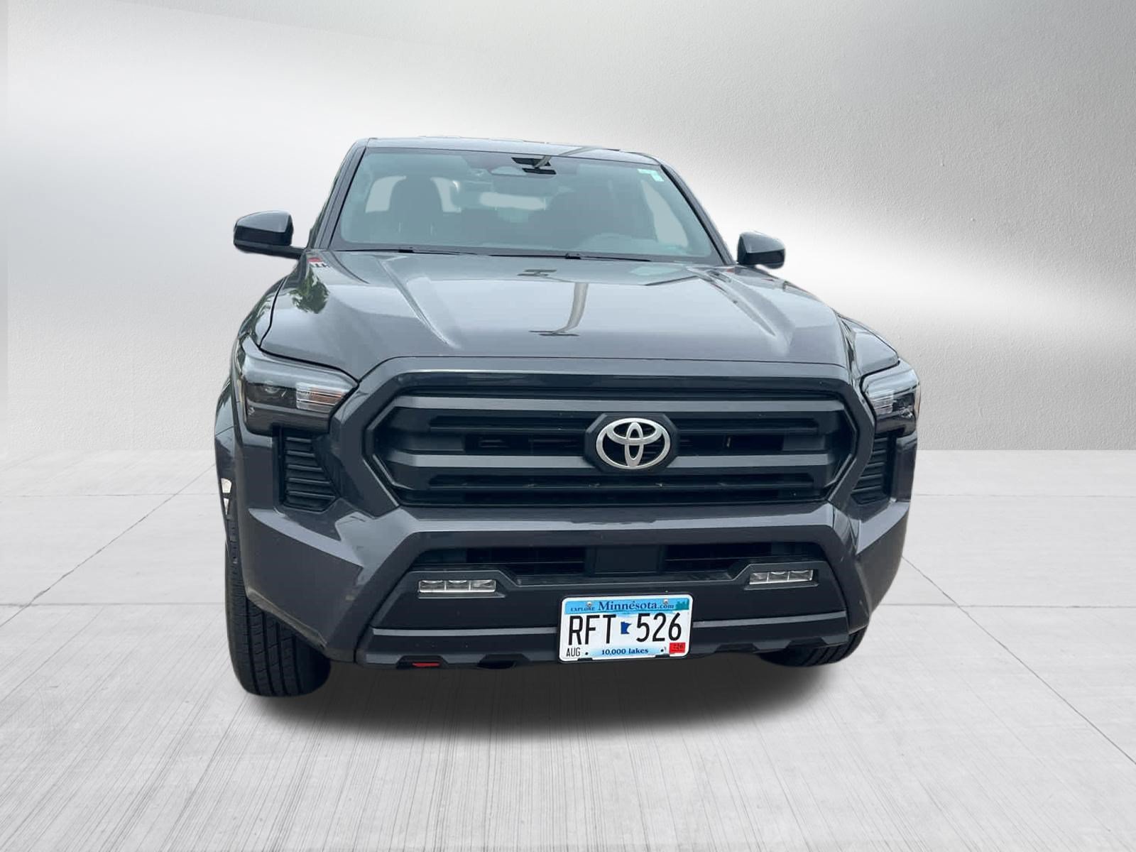 Used 2024 Toyota Tacoma SR5 AWD/4WD image 2