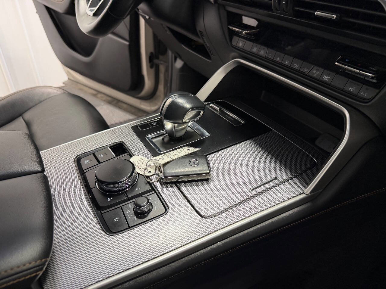 Used 2025 MAZDA CX-90 3.3 Turbo w/ Preferred Package image 20