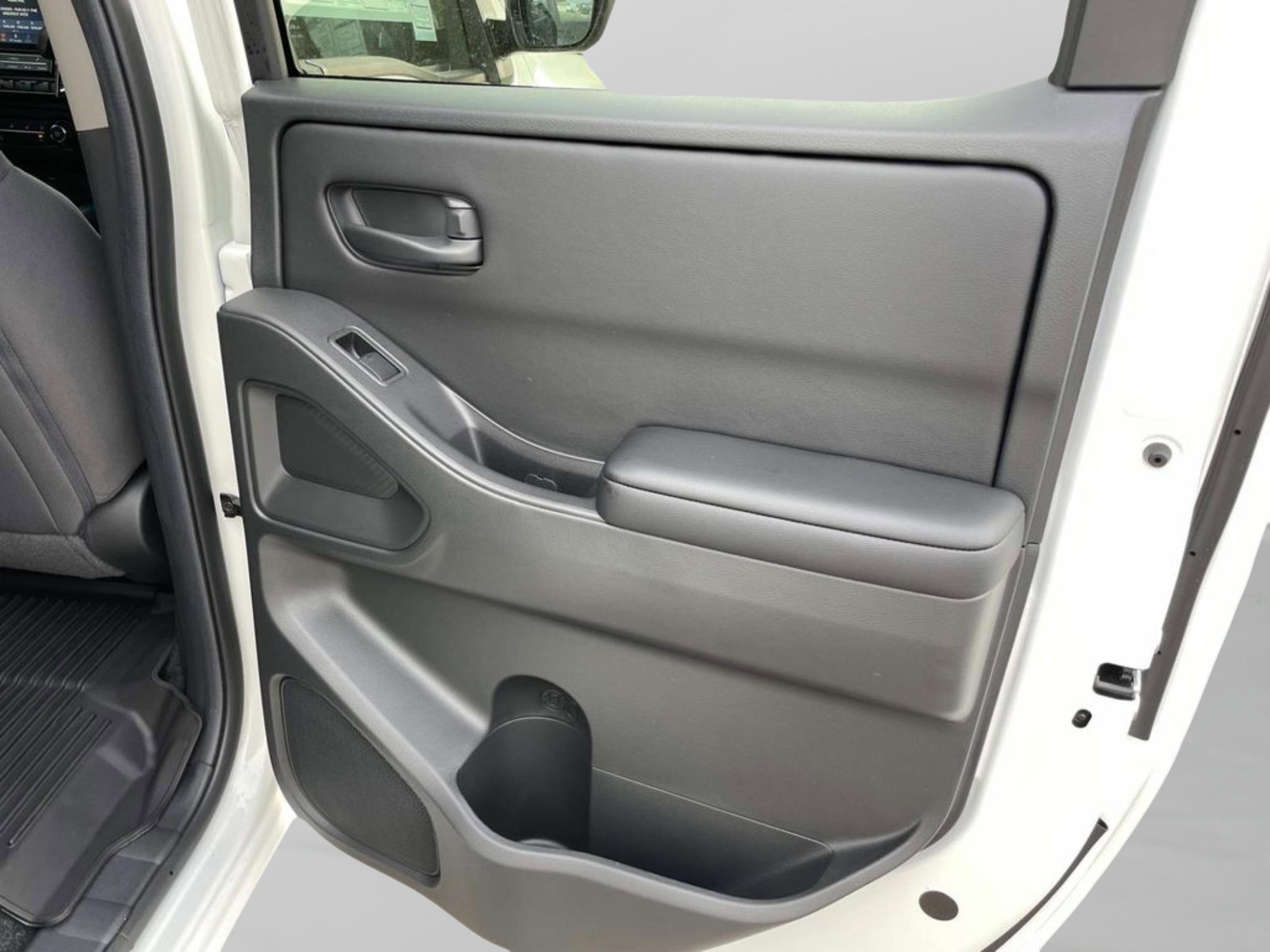 New 2026 Nissan Frontier S image 16