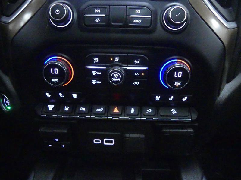 Used 2021 Chevrolet Silverado 3500 High Country w/ Z71 Off-Road Package image 14