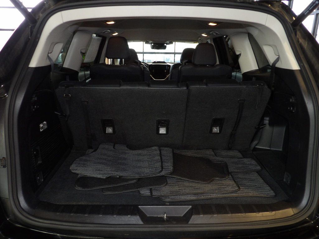 Used 2023 Subaru Ascent Limited image 19