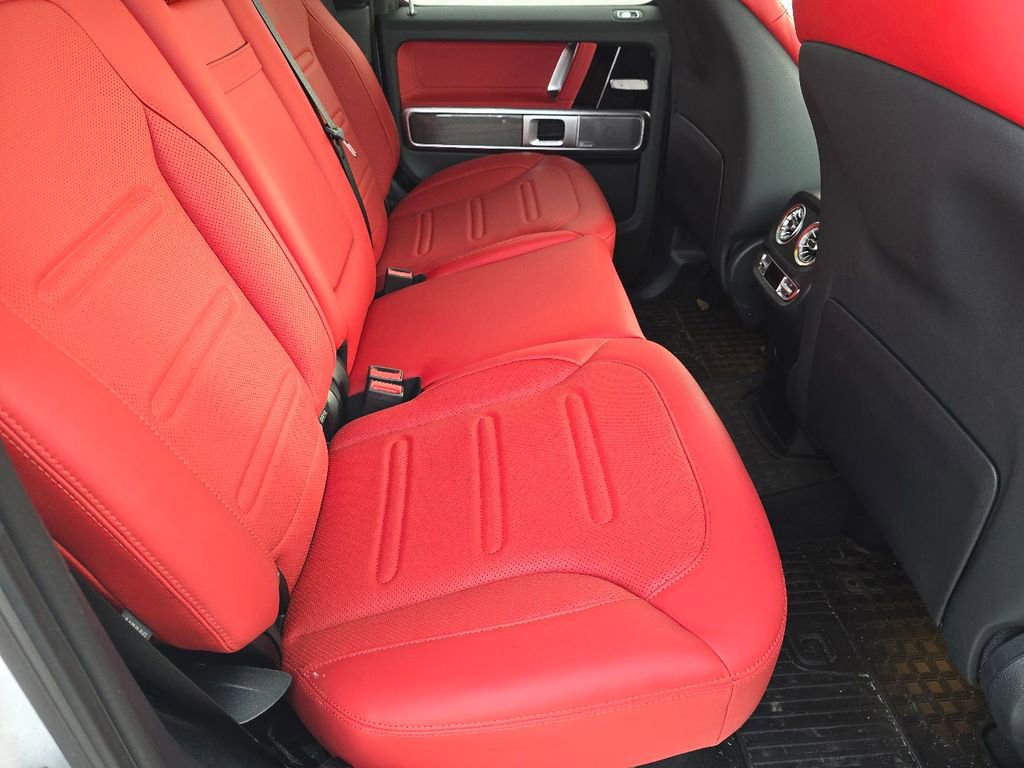 Used 2024 Mercedes-Benz G 550 image 21