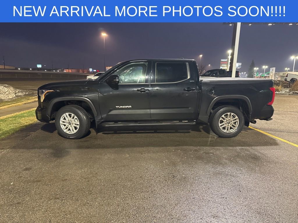 Used 2022 Toyota Tundra SR5 w/ Advanced Technology Package image 6