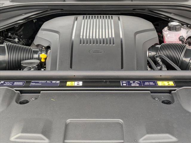 New 2026 Land Rover Range Rover SE image 19