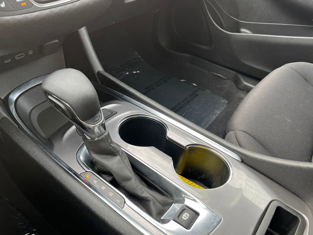 Used 2023 Chevrolet Malibu LT image 33