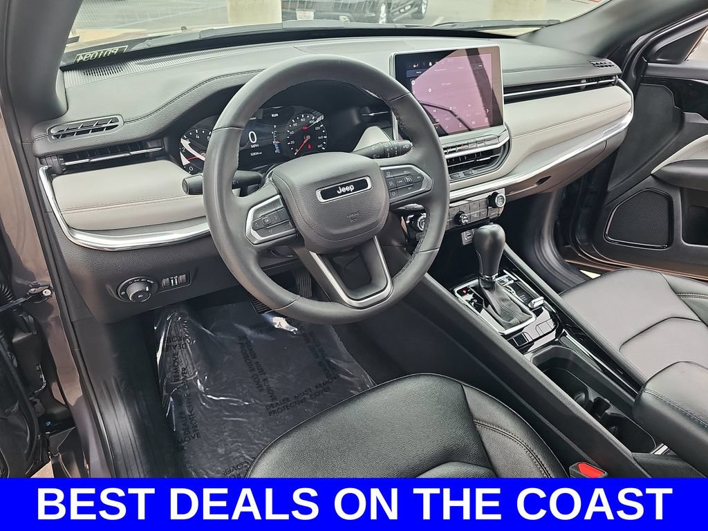Used 2024 Jeep Compass Limited AWD/4WD image 15