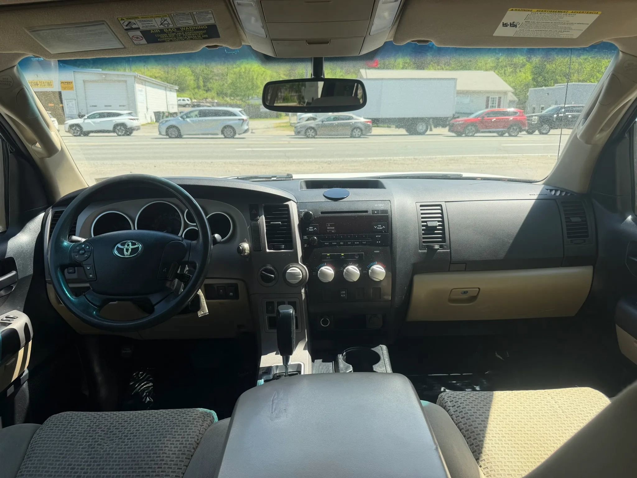 Used 2012 Toyota Tundra 4x4 CrewMax w/ Tow Pkg image 26