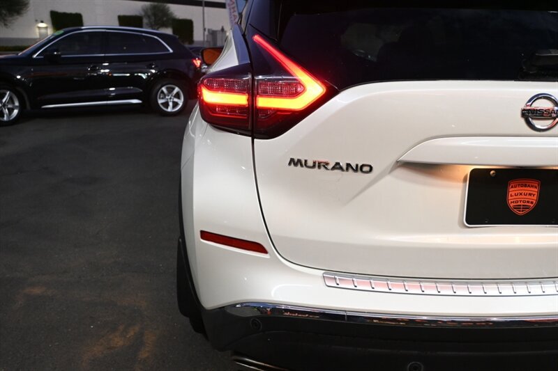 Used 2021 Nissan Murano SL w/ SL Moonroof Package AWD/4WD image 9