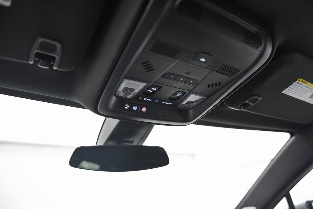 Used 2025 Cadillac XT5 Premium Luxury image 18