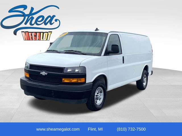 Used 2021 Chevrolet Express 2500 w/ Driver Convenience Package RWD image 1