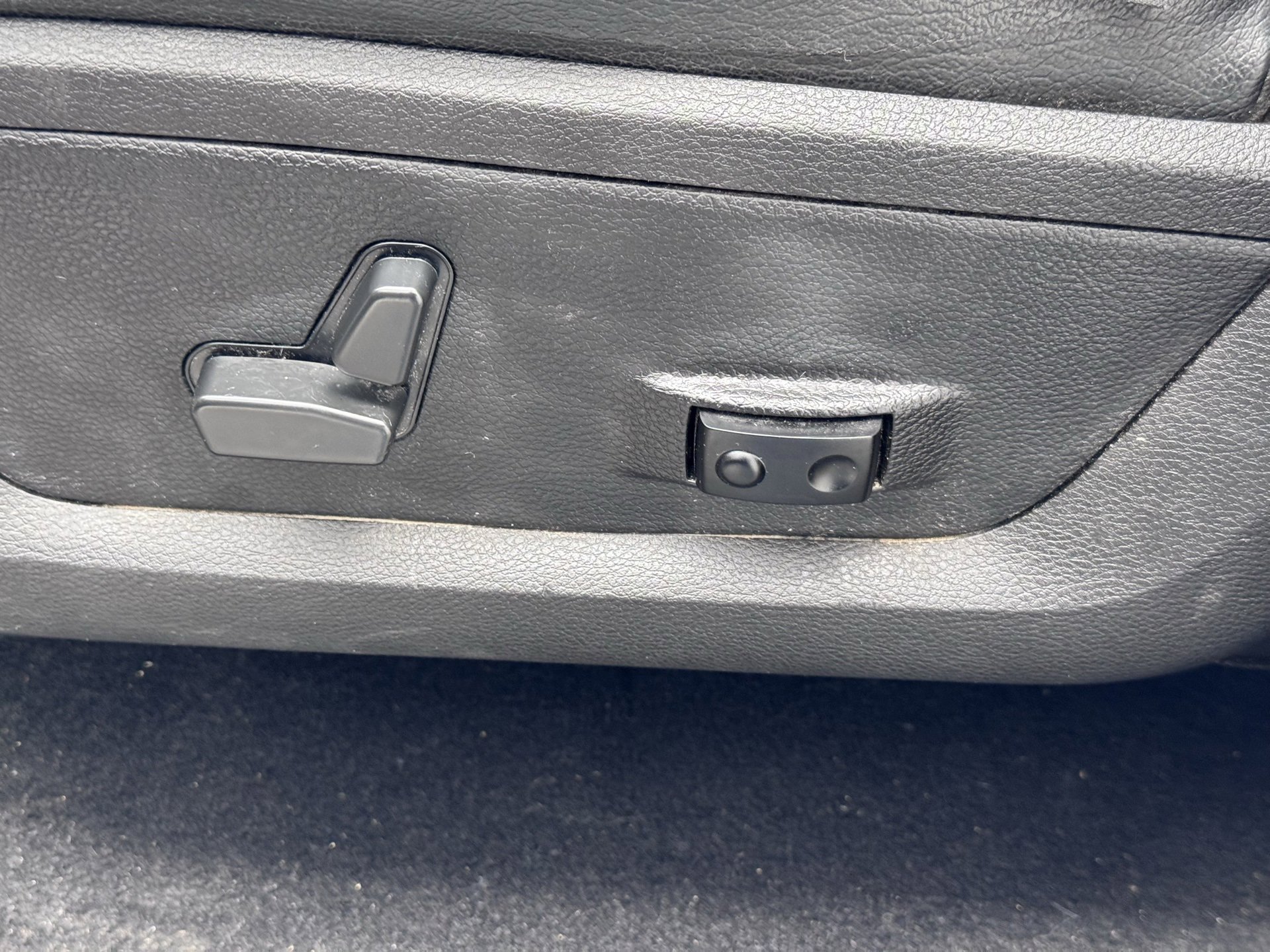 Used 2021 RAM 1500 Classic Warlock image 24