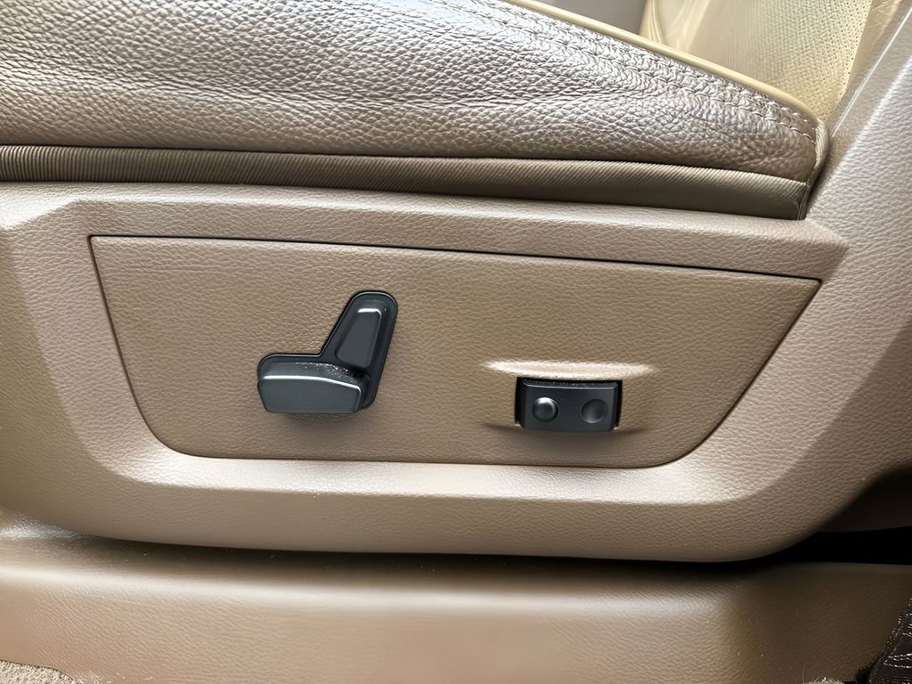 Used 2023 RAM 3500 Limited image 16