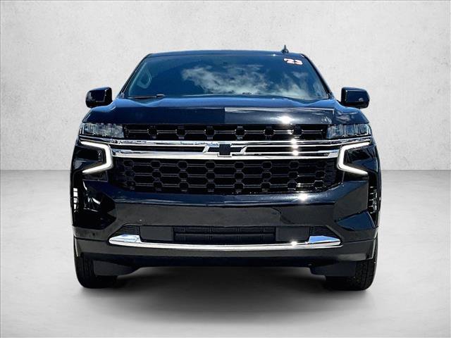 Used 2023 Chevrolet Suburban LS RWD image 3